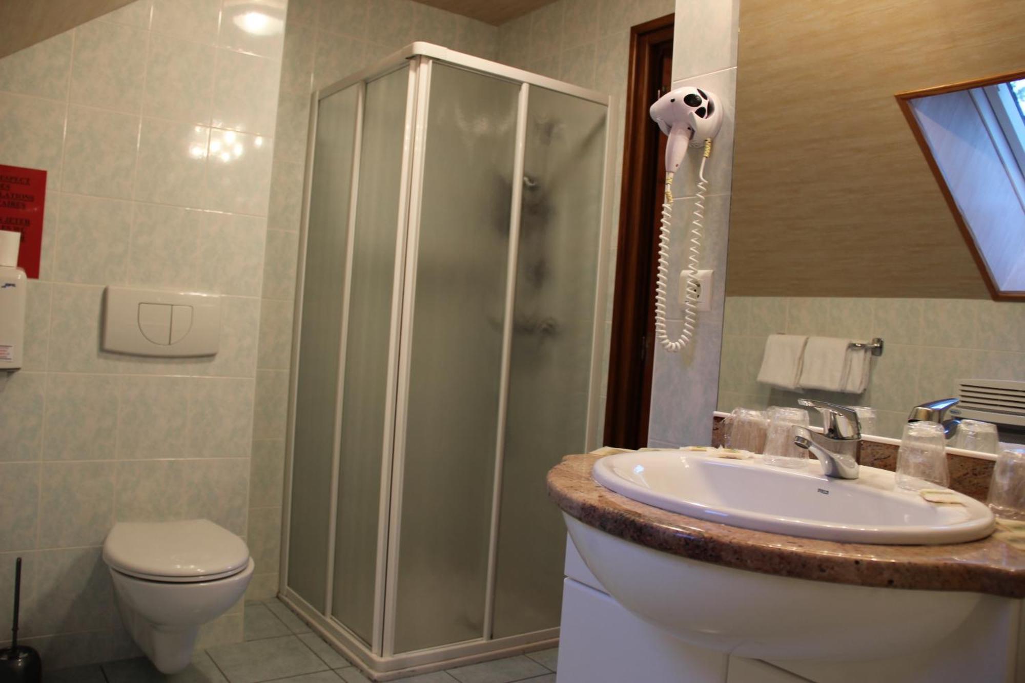 Hotel Restaurant Logis La Meridienne Anglards de Saint Flour Δωμάτιο φωτογραφία