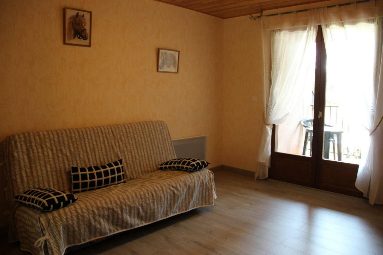 Hotel Restaurant Logis La Meridienne Anglards de Saint Flour Εξωτερικό φωτογραφία